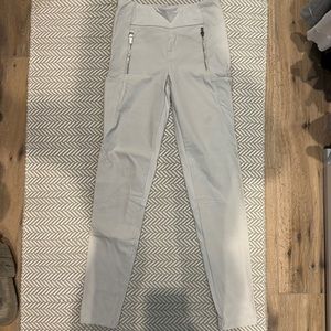 Athleta cargo legging